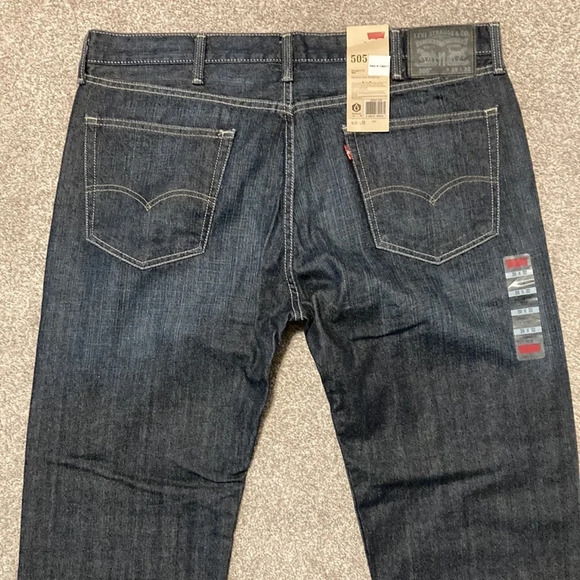 NWT Levi’s 505 Straight Fit 38W x 32L - Picture 12 of 16